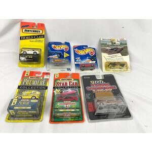 Lot of 7 Matchbox Hot Wheels Diecast Cars Ferrari Gift 1990s Camaro Blimp Racing